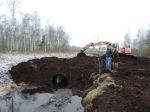 Zasypywanie przepustów. Fot. M. Potocka